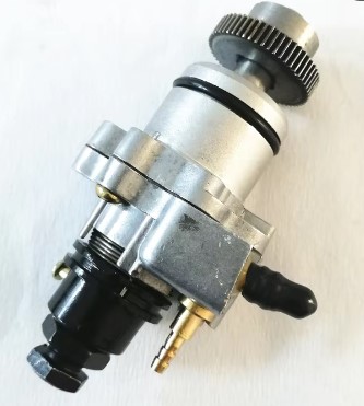 OIL PUMP INJECTOR ONLY PW50, 3L5-13101-00-00 / 3L5-13101-01-00, 3L5-15426-00-00 image 1