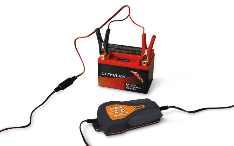 Electronic Motorcycle Battery Charger 12V 1A 2Ah - 40Ah - Beta Tools 1498/2A thumbnail 2