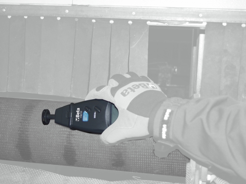 Combination Contact/Non-Contact Digital Tachometer 2.5-99,999 RPM 230mm - Beta Tools 1760/TC2 thumbnail 2