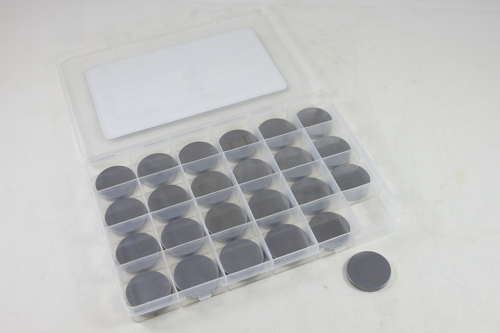 VALVE SHIM KIT 29mm 2PCS EACH SIZE 2.00mm-3.10mm 0.05mm INCREMENTS VINTCO 29SHIMKIT image 1