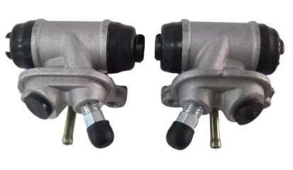Front Brake Wheel Cylinders Honda FourTrax TRX300 2x4 1988 1989 1990 1991 1992 45350-HC4-006 45370-HC4-006 45370-HC4-506 image 1