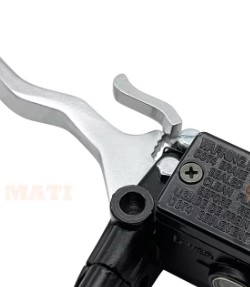FRONT LEFT BRAKE MASTER CYLINDER CAN AM OUTLANDER 330 400 500 650 800 RENEGADE 500 800 705600578 thumbnail 2