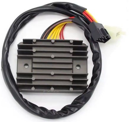 VOLTAGE REGULATORS KAWASAKI VN VULCAN VN1500 / VN1600 21066-1126 K2106-61126 Suzuki VZ1600 Rectifier image 1