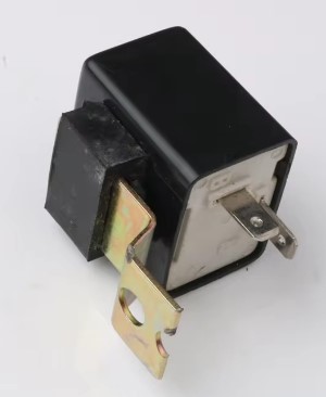 TURN SIGNAL RELAY SUZUKI TS125 DR125 GP125 PE175 AX100 38610-09400 image 1