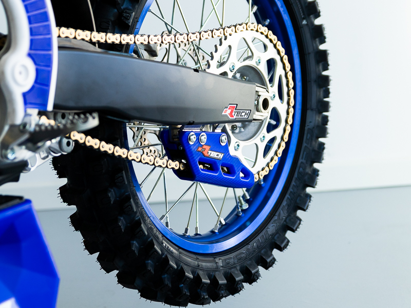 MONOBLOCK R2.0 WORX CHAIN GUIDE, R-CRUYZFBNNR23, YAMAHA/FANTIC, BLACK WEAR PAD thumbnail 2