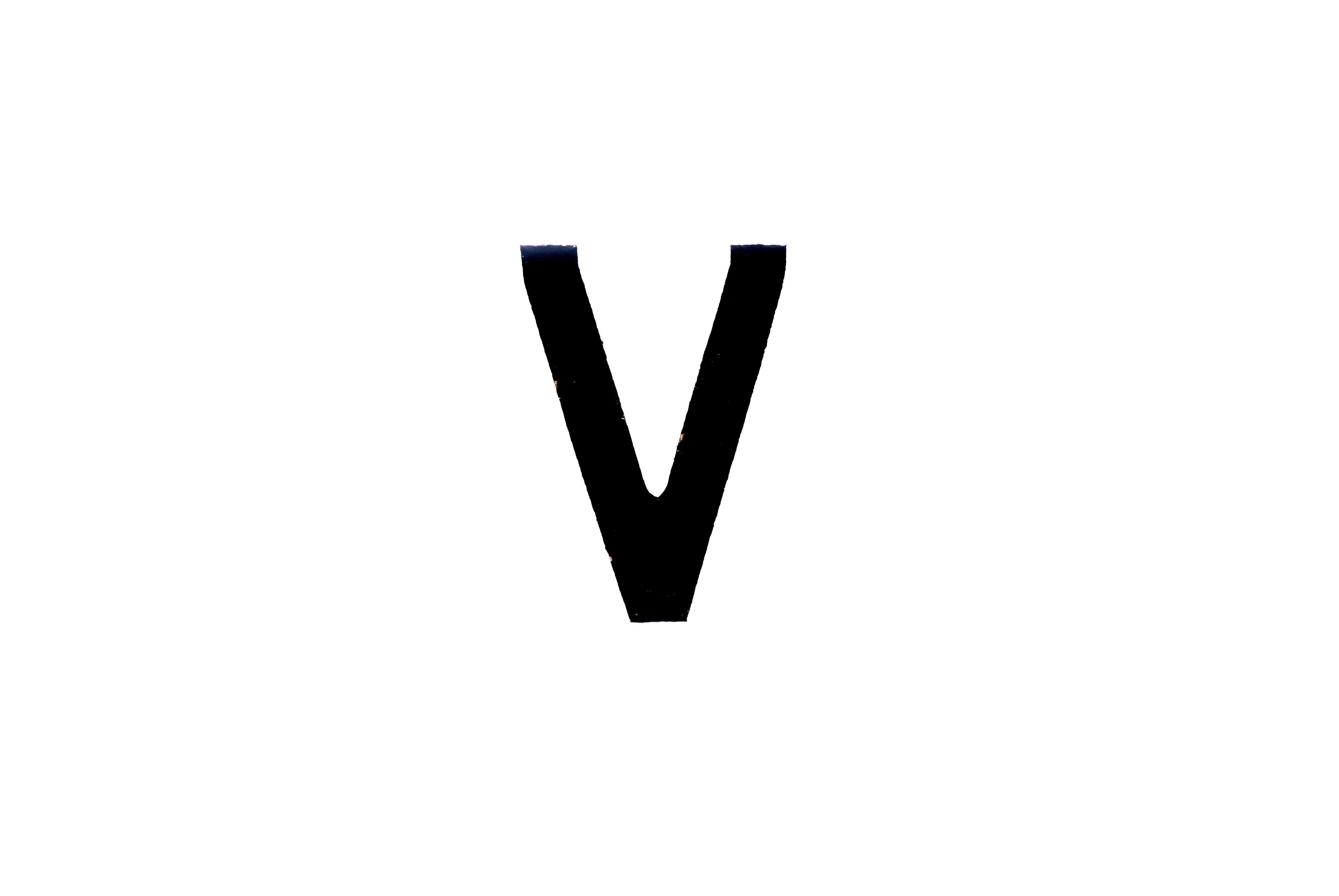 NUMBER PLATE DIGITS V EACH image 1