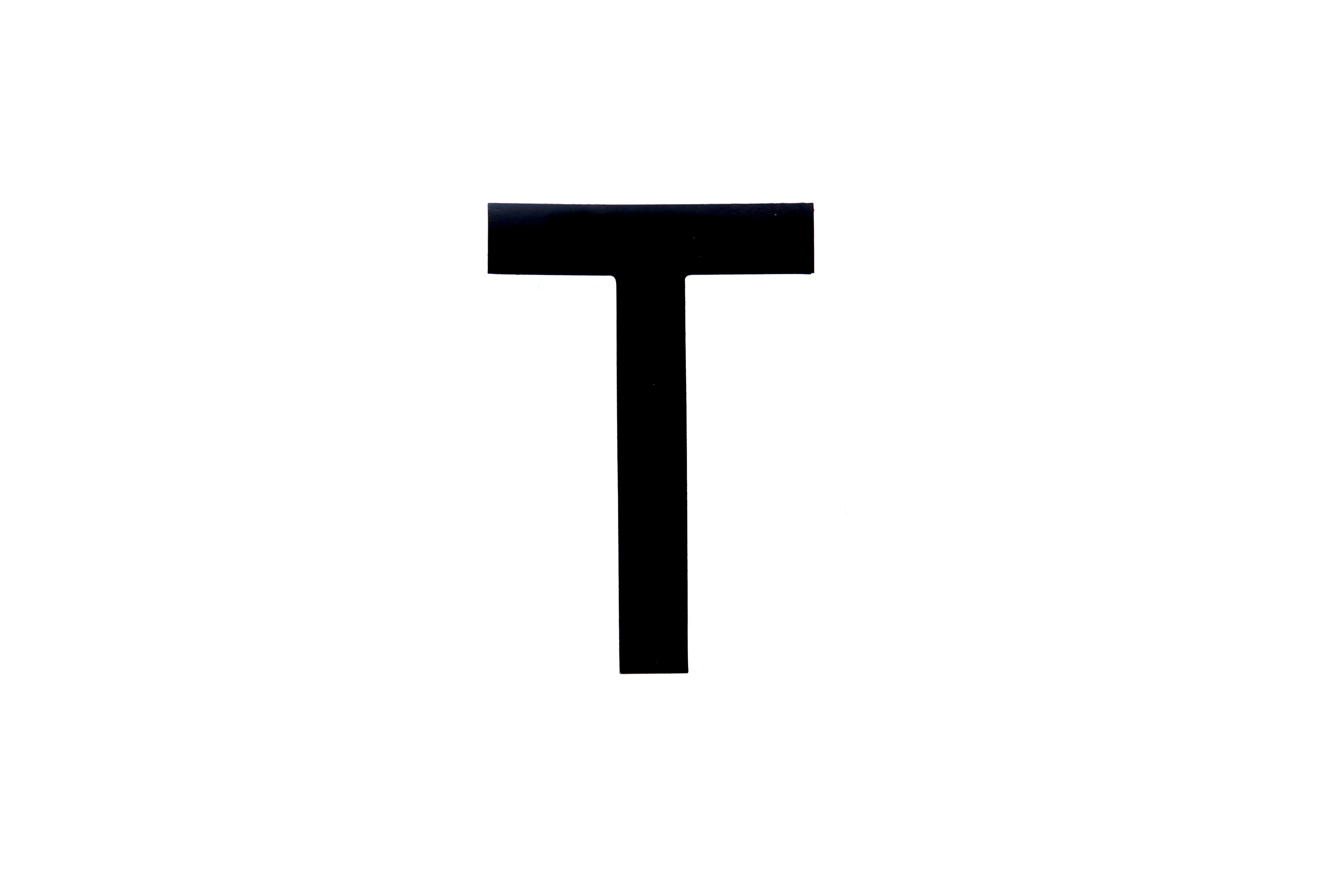 NUMBER PLATE DIGITS BIG T EACH image 1