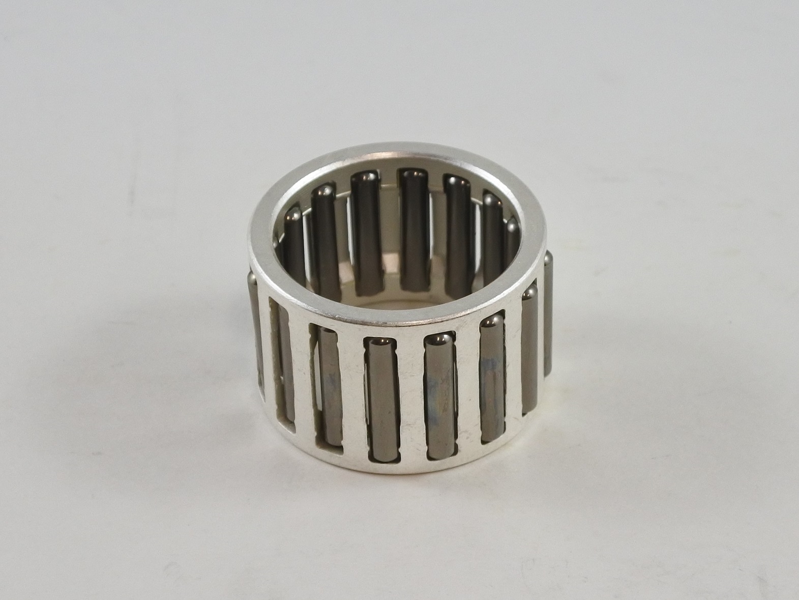 CRANK PIN BEARING KU26 X 33 X 21.8mm VINTCO BNC019 image 1