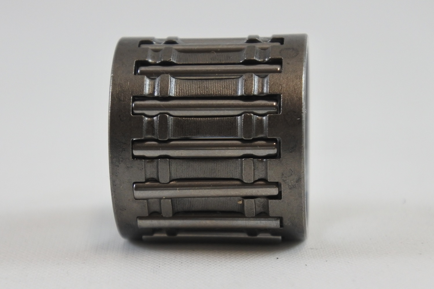 WRIST PIN BEARING 79-81 SUZUKI RM 125 250 400 18X22X20 VINTCO BNW007 thumbnail 2