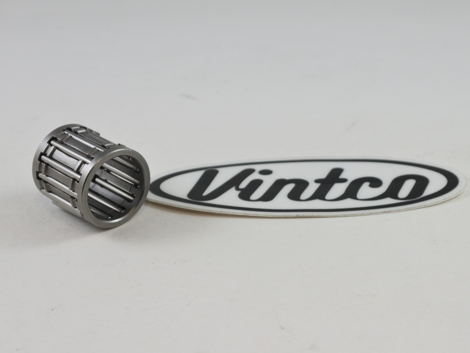 WRIST PIN BEARING 79-04 KAWASAKI KDX KX 400 420 450 500 19x24x24.8 VINTCO BNW027