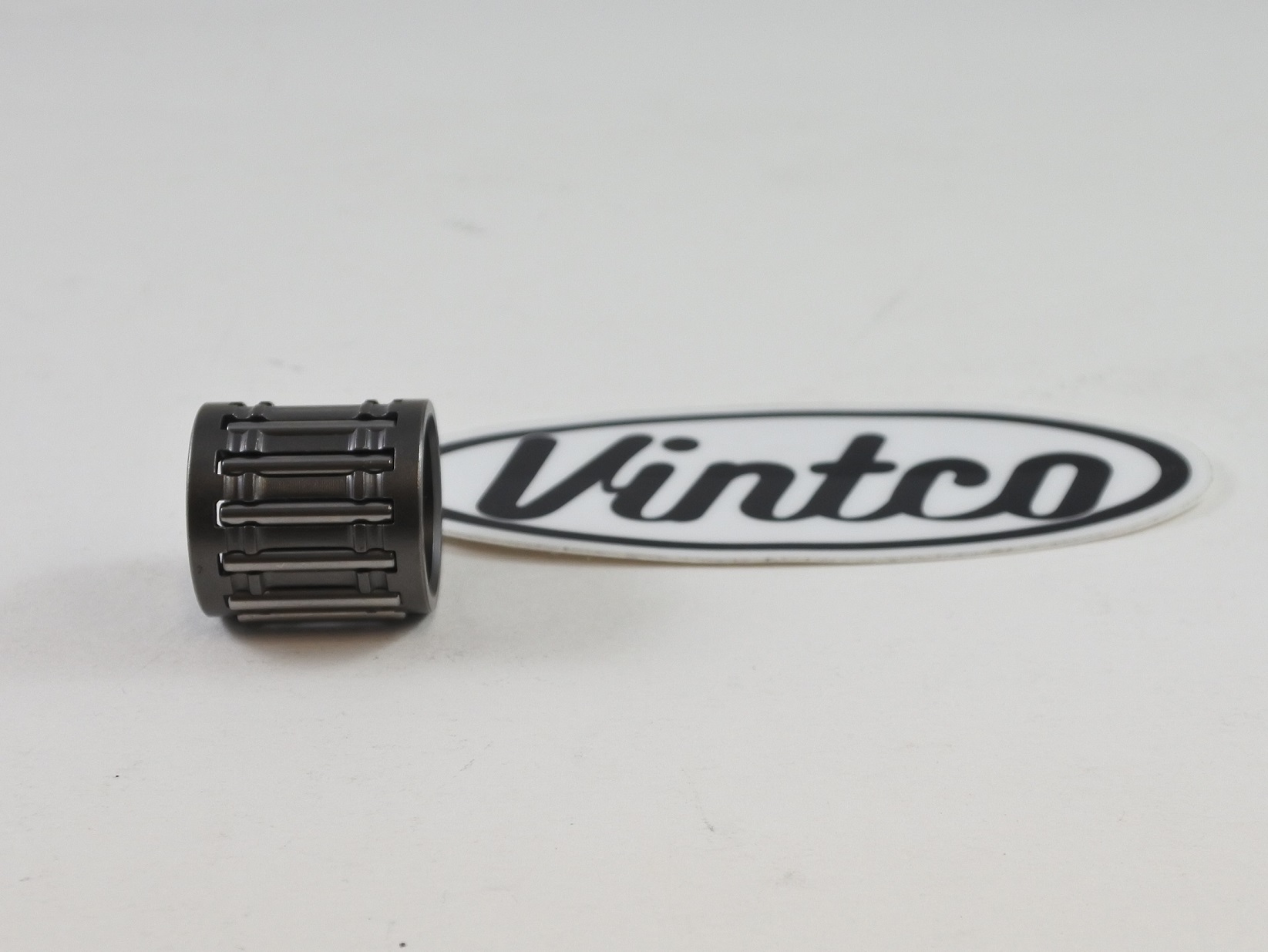 WRIST PIN BEARING 85-92 SUZUKI LT R 250 500 18X23X23.8 VINTCO BNW033 thumbnail 2