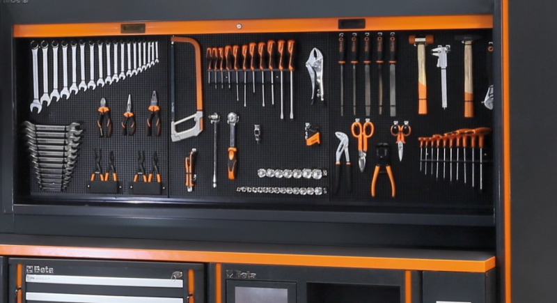 TOOL WALL SYSTEM 2M WORKBENCH BETA C55PSE-G LOCKABLE SHUTTER PERFORATED PANEL 50-HOOK KIT thumbnail 3