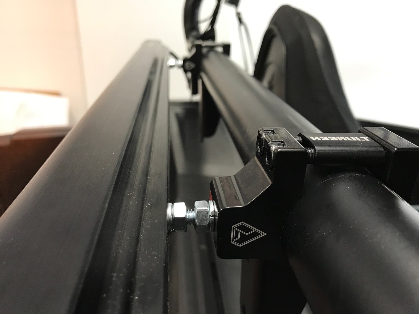 1.75 CAGE ACCESSORY CLAMP 1/4-20 THREAD UNIVERSAL CLMP-U-.25-1.75 thumbnail 3