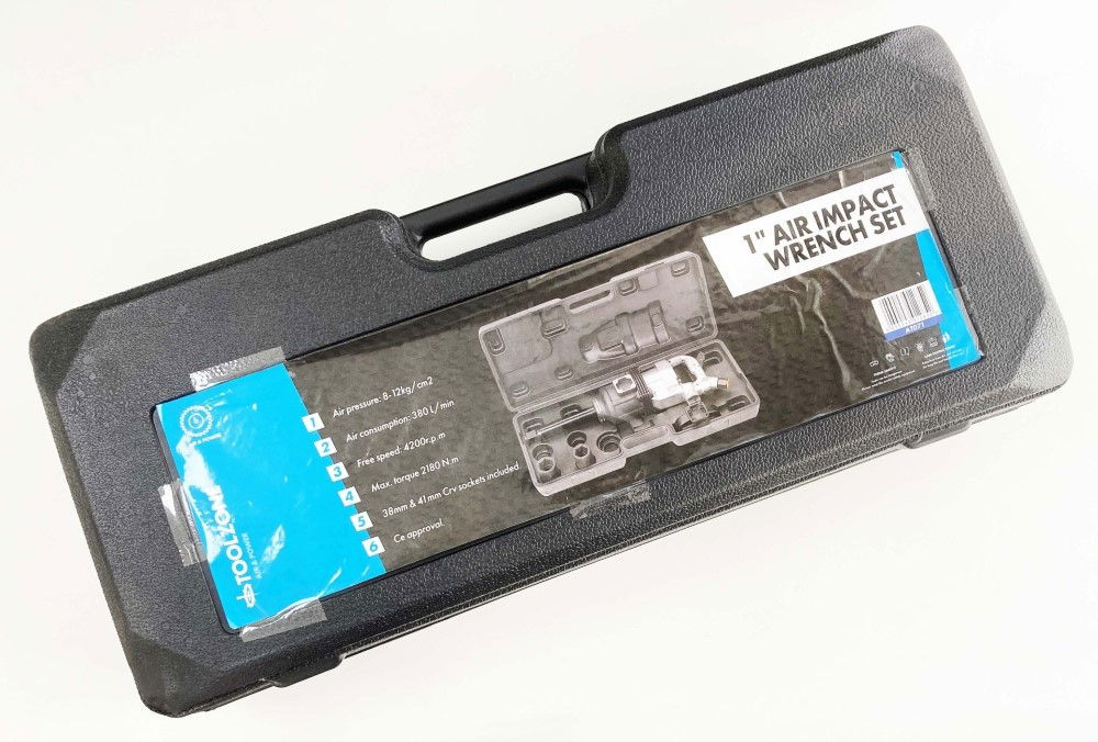 AIR IMPACT WRENCH 1 DRIVE 2200nm WITH 38mm AND 41mm SOCKETS AIR INLET 1/2 - TOOLZONE KDPAT071 thumbnail 2