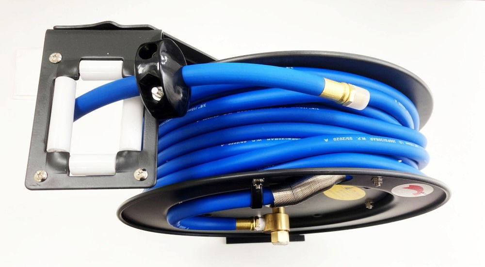 RETRACTABLE AIR HOSE ON REEL 3/8 x 50ft INLET/OUTLET 3/8 bsp WORKING PRESSURE 300 psi - TOOLZONE KDPAT077 thumbnail 5