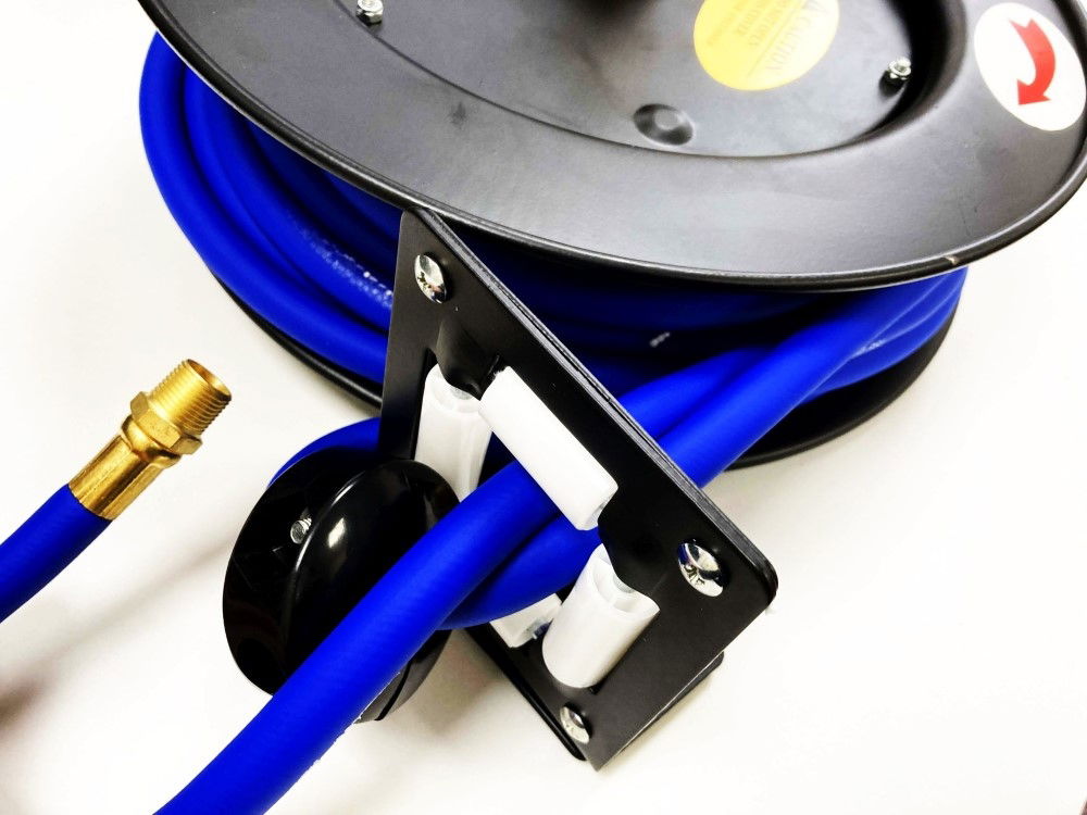 RETRACTABLE AIR HOSE 30ft 3/8 WORKING PRESSURE 300psi AUTO REWIND - TOOLZONE KDPAT102 thumbnail 8