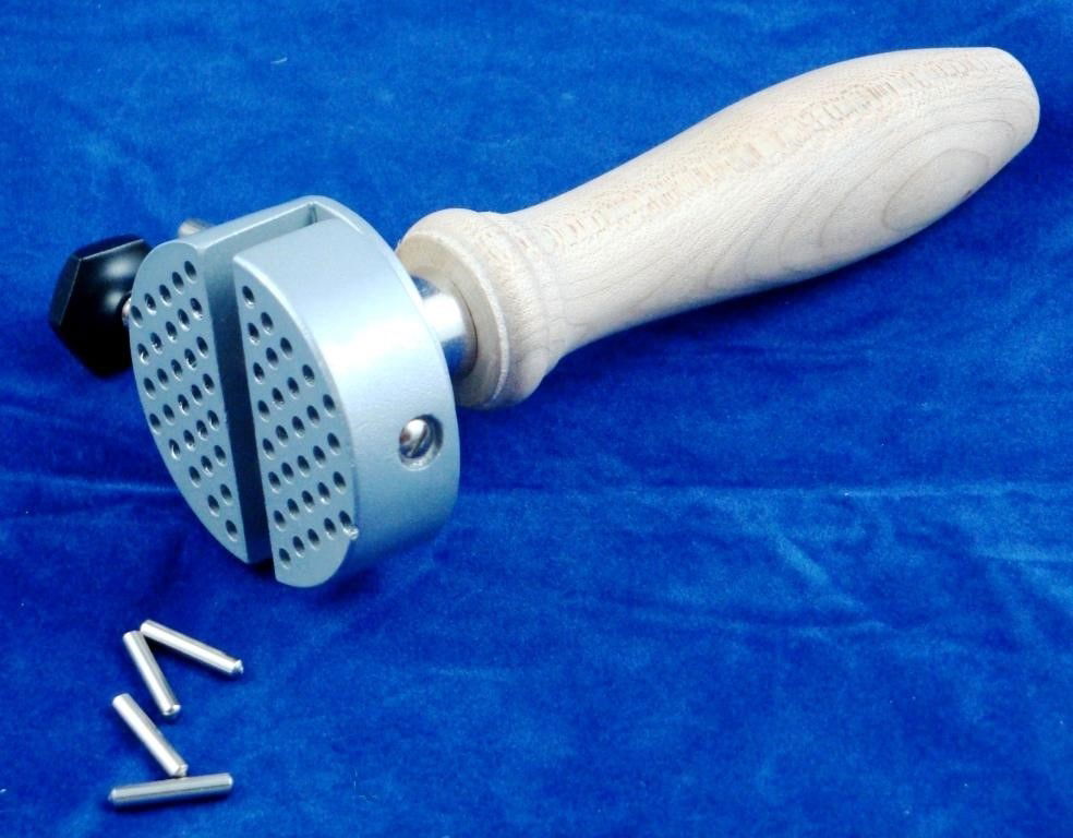 UNIVERSAL WORK HOLDER ALUMINIUM AND WOOD MAX OPENING 225mm 8 PINS - TOOLZONE KDPHB203 thumbnail 2