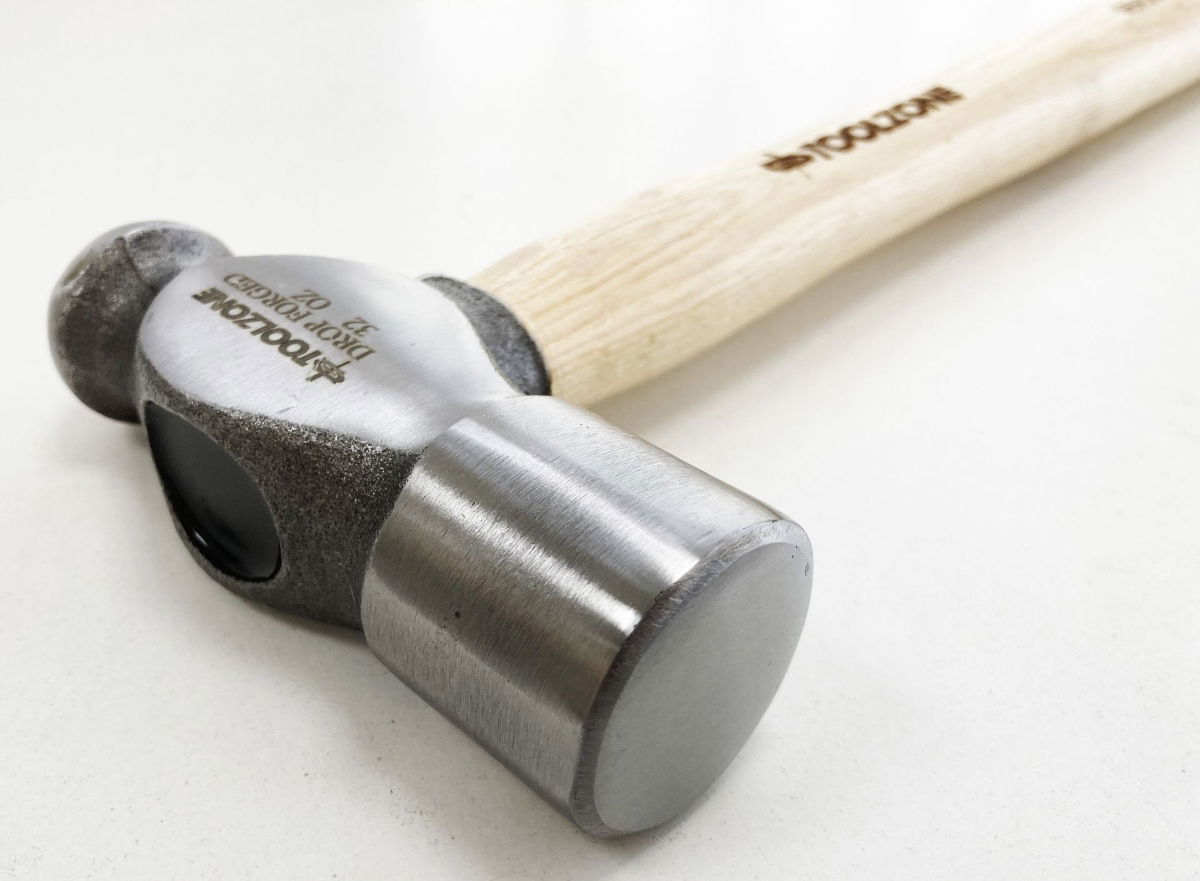 BALL PEIN HAMMER 32oz HICKORY HANDLE 370mm - TOOLZONE KDPHM067 thumbnail 3