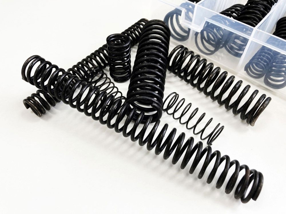 COMPRESSION SPRING ASSORTMENT 29pc LARGE RUST RESISTANT VARIOUS SIZES - TOOLZONE KDPHW015 thumbnail 3