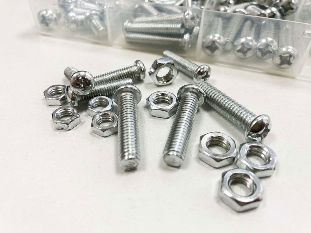 NUTS AND BOLTS ASSORTMENT 220pc M5-M6 VARIOUS LENGTHS - TOOLZONE KDPHW020 thumbnail 3