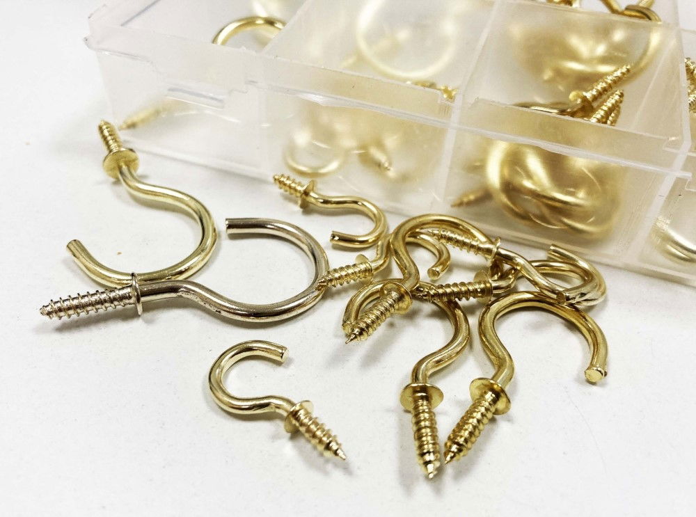 CUP HOOKS ASSORTED SET 66pc BRASS COATED 1/2-1 1/4 - TOOLZONE KDPHW081 thumbnail 3