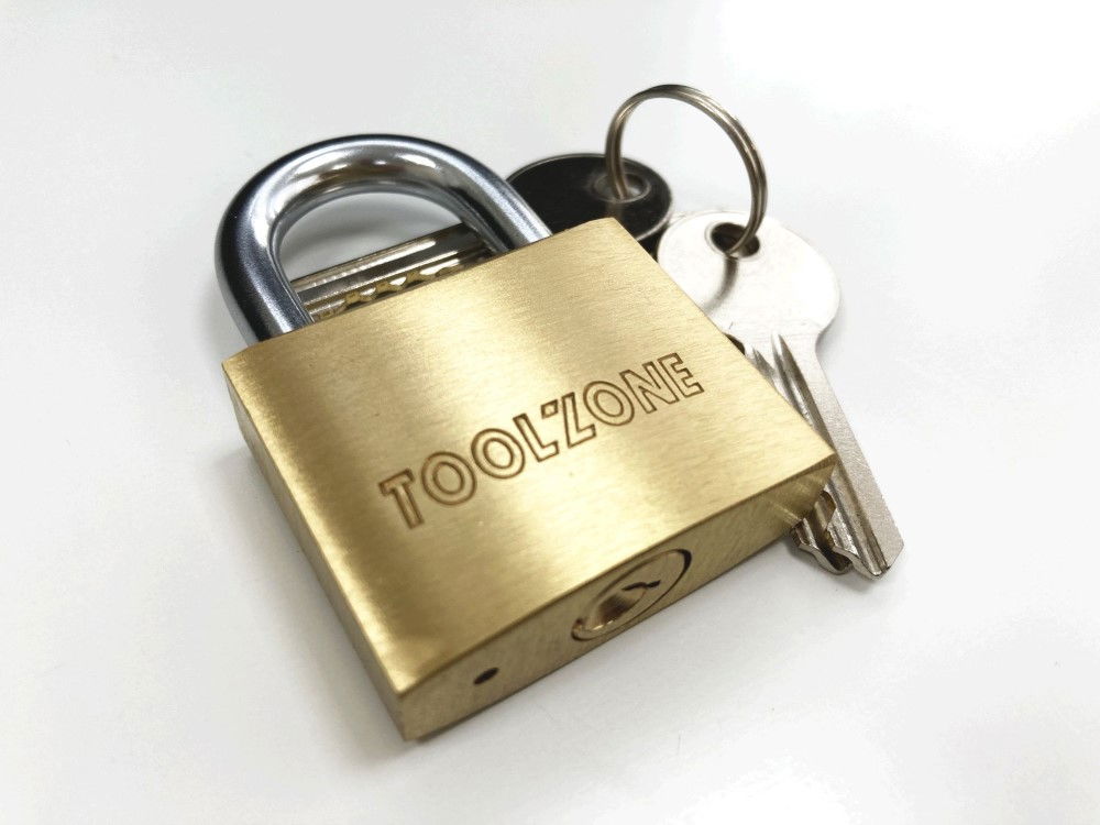 PADLOCK HEAVY DUTY BRASS 40mm WITH 3 KEYS - TOOLZONE KDPLK016 thumbnail 2