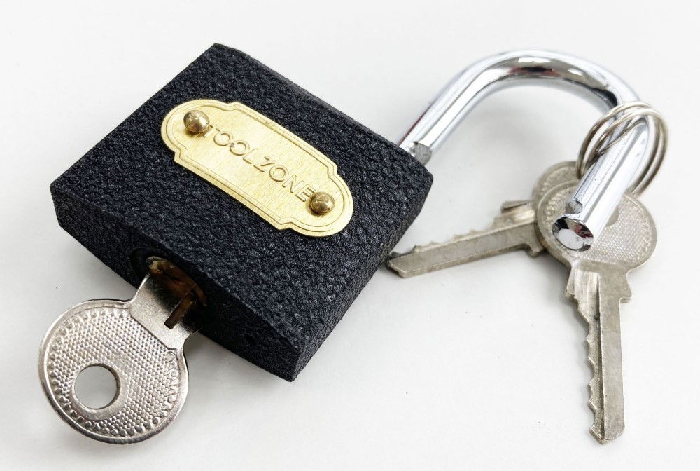 PADLOCK CAST IRON 38mm WITH 3 KEYS - TOOLZONE KDPLK028 thumbnail 4