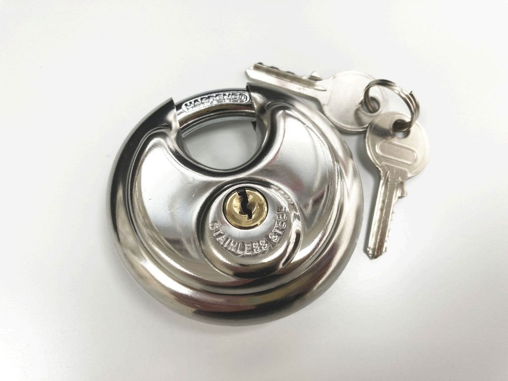 PADLOCK DISC 70mm HARDENED SHACKLE WITH 2 KEYS - TOOLZONE KDPLK050 thumbnail 2