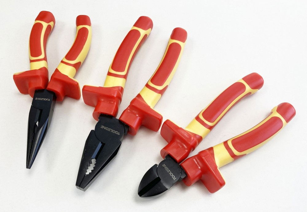 VDE PLIER SET 3PC EN60900:2012 CRV INDUCTION HARDENED - TOOLZONE KDPPL144 thumbnail 3