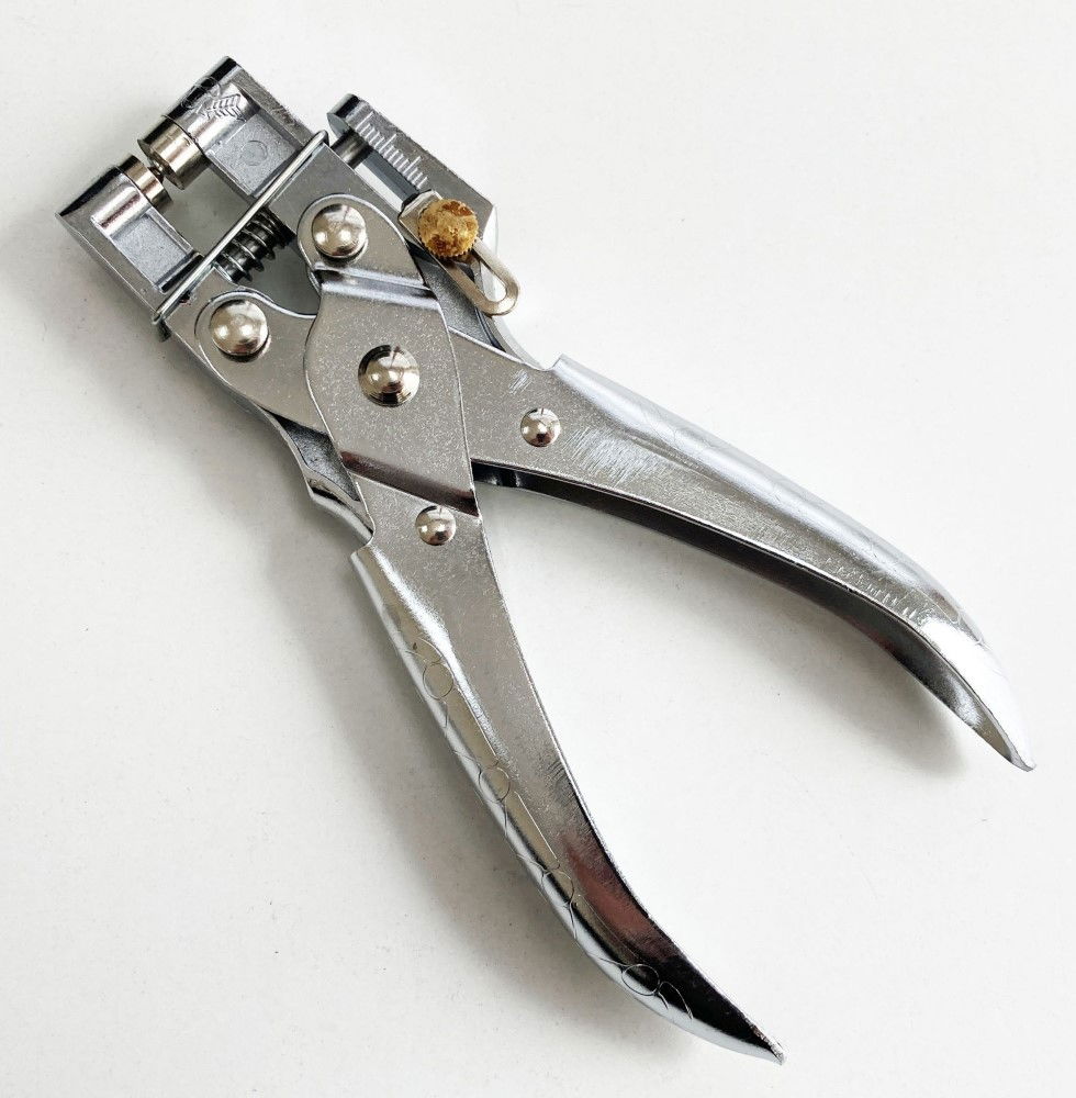 EYELET PLIERS HEAVY DUTY 165mm CHROME PLATED WITH 100PC BRASS EYELETS - TOOLZONE KDPPL230 thumbnail 3