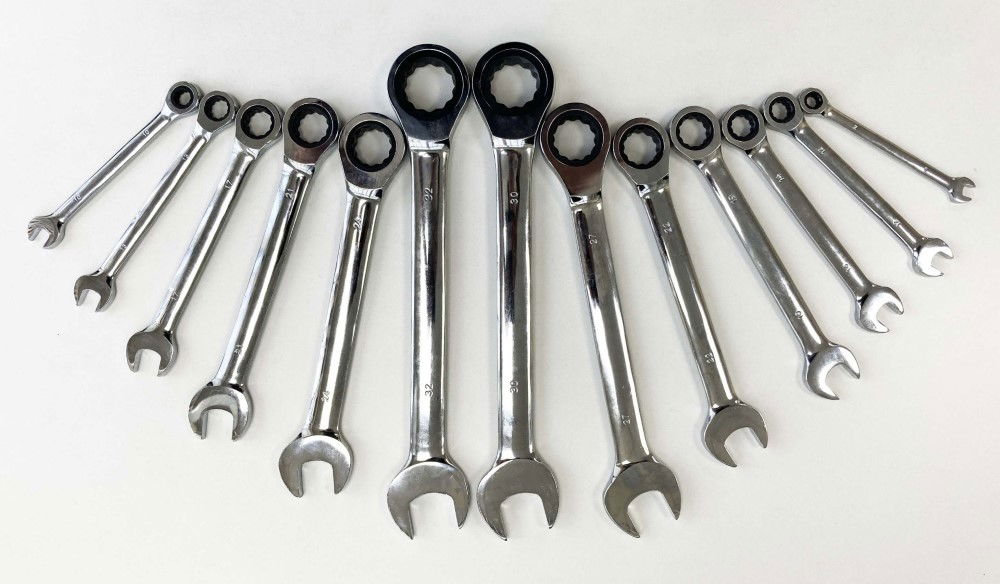 RATCHET WRENCH SET 13pc 8-32mm 72 TEETH CHROME VANADIUM POLISHED FINISH - TOOLZONE KDPSP145 thumbnail 2