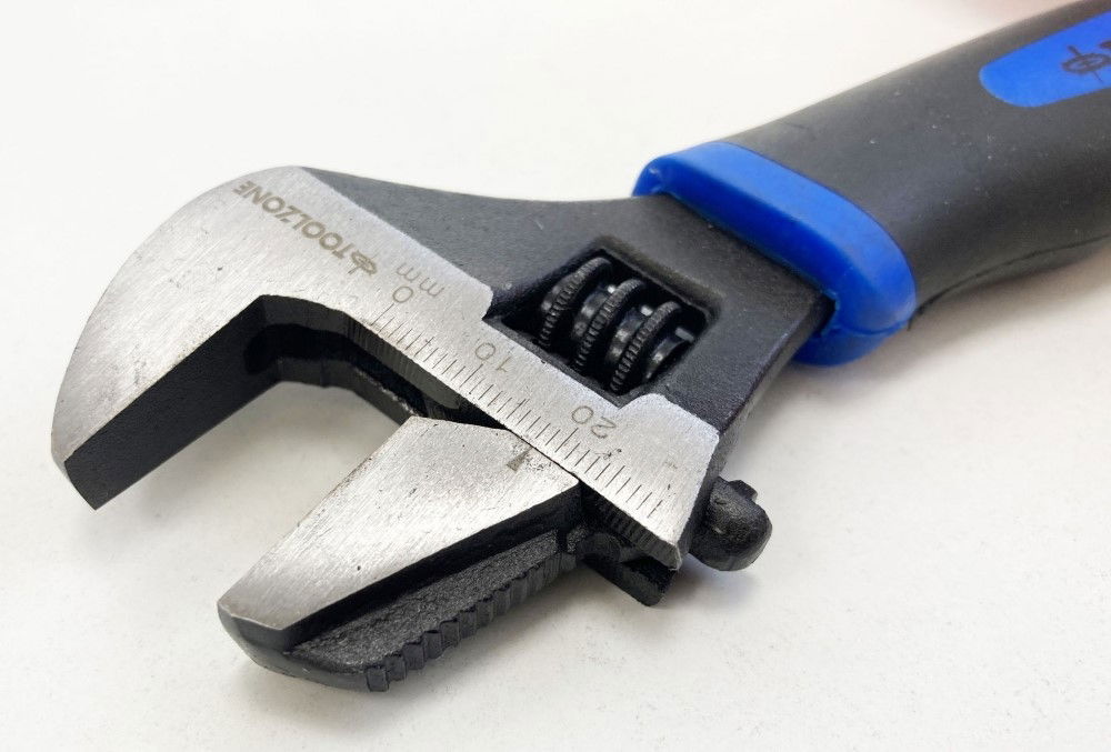 ADJUSTABLE SPANNER 2 IN 1 STUBBY REVERSIBLE JAW 25mm DROP FORGED STEEL - TOOLZONE KDPSP181 thumbnail 6