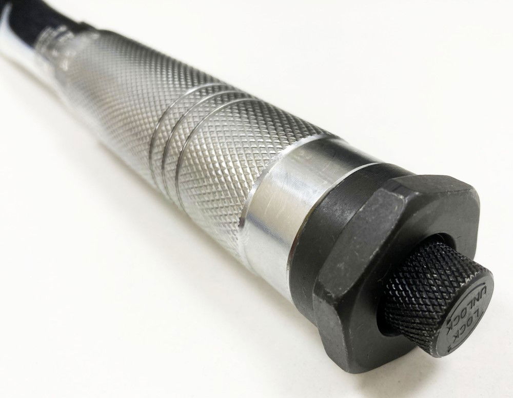 TORQUE WRENCH 1/2 DRIVE 25-250 ft lb +/-4% ACCURACY - TOOLZONE KDPSS238 thumbnail 8