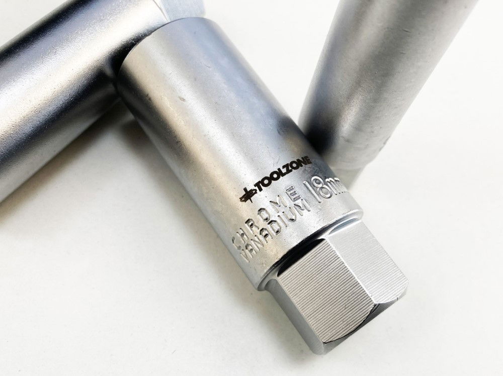 SPARK PLUG SOCKET SET 3/8 DRIVE 3 PIECES 14mm 16mm 18mm THIN WALL SATIN FINISH - TOOLZONE KDPSS242 thumbnail 8