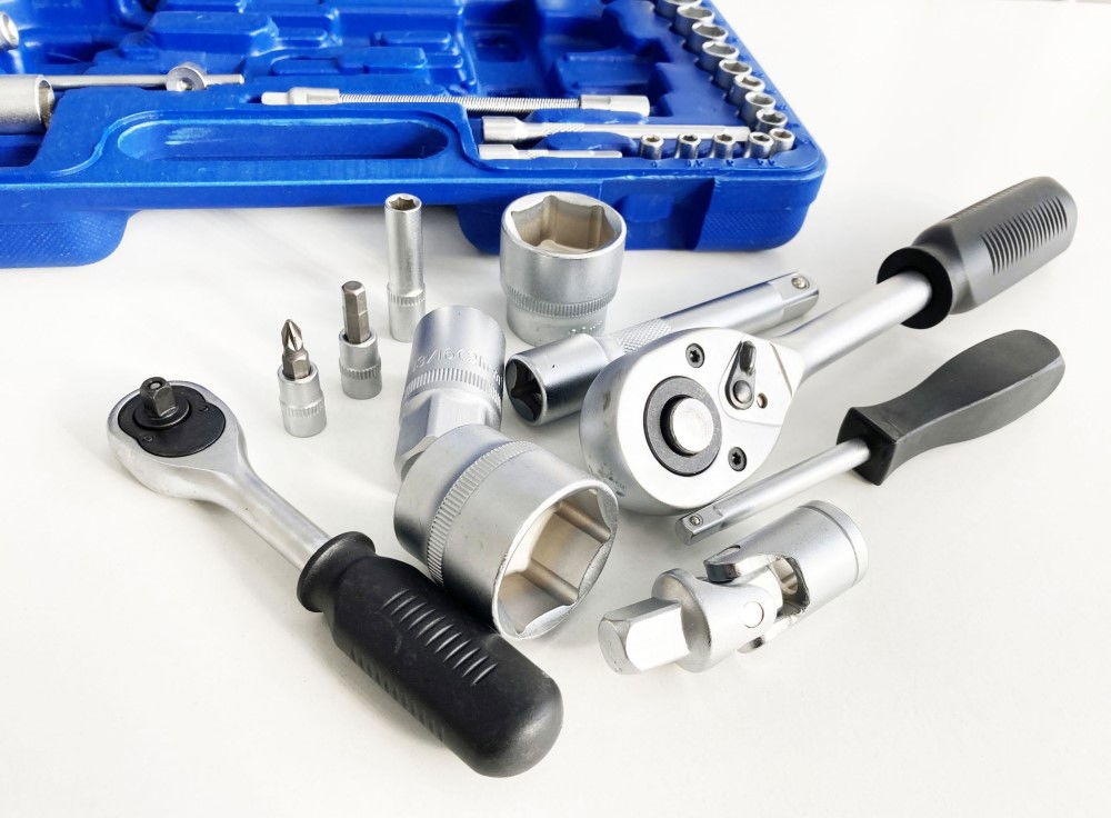 SOCKET SET 94 PIECES CARBON STEEL 1/2 AND 1/4 DRIVE SATIN FINISH IN CASE - TOOLZONE KDPSS247 thumbnail 4