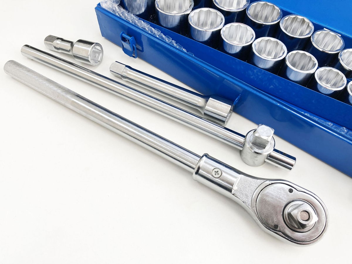SOCKET SET 27 PIECES 3/4 DRIVE METRIC AND AF 12 POINT IN METAL CASE - TOOLZONE KDPSS259 thumbnail 8