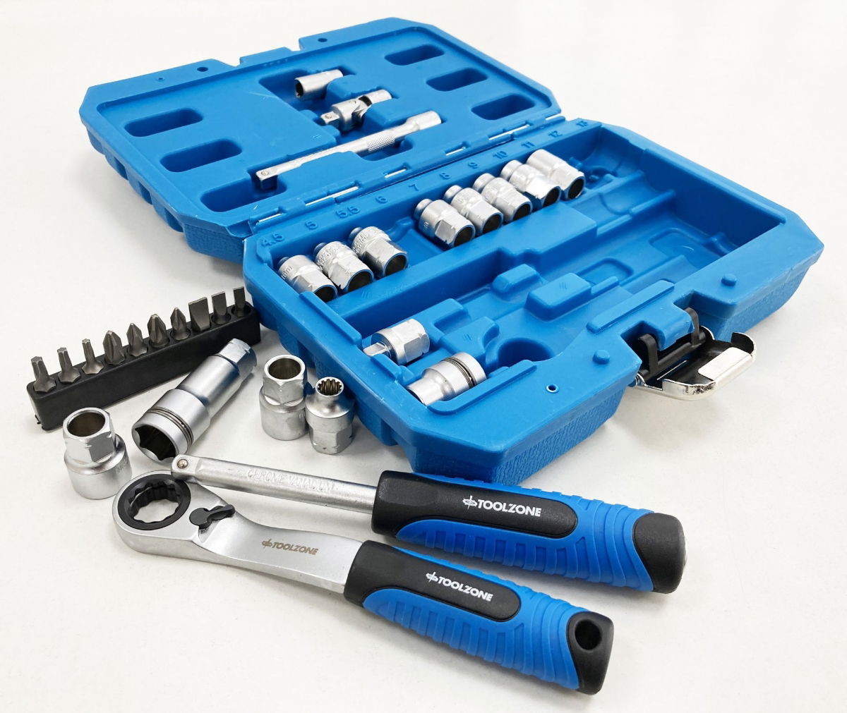 GO THROUGH SOCKET SET 29 PIECES 1/4 DRIVE WITH BITS IN STORAGE CASE - TOOLZONE KDPSS261 thumbnail 8