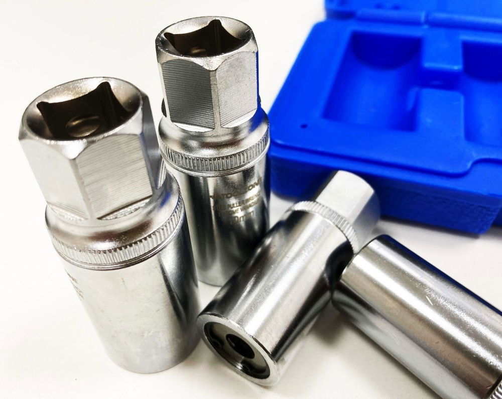STUD EXTRACTOR SET 4 PIECES 1/2 DRIVE 6mm-12mm - TOOLZONE KDPSS292 thumbnail 6