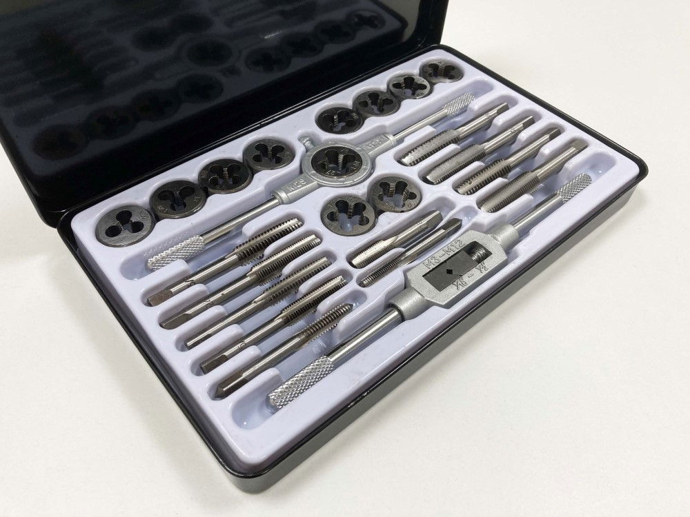 TAP AND DIE SET UNF/UNC 24 PIECE ALLOY STEEL WITH WRENCHES - TOOLZONE KDPTP103 thumbnail 7