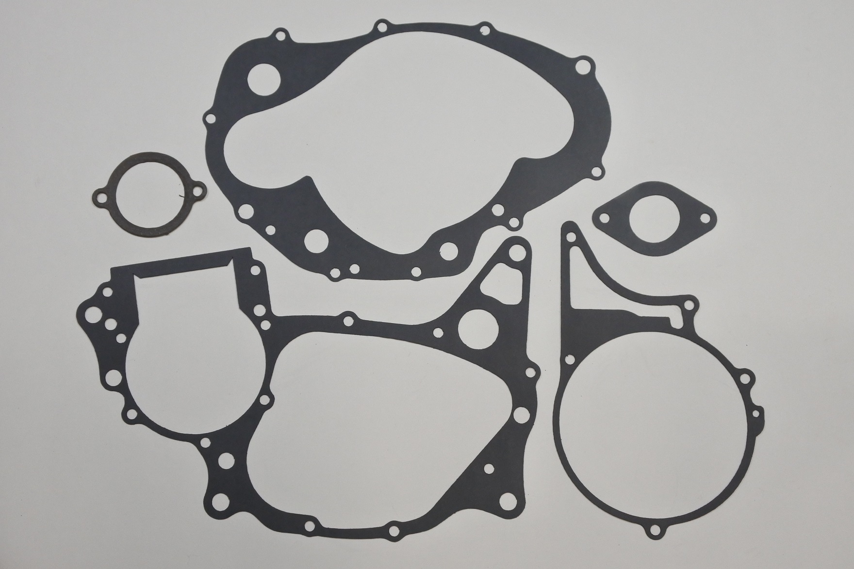 ENGINE GASKET KIT 74-75 HONDA CR 125 VINTCO KEG001 image 1
