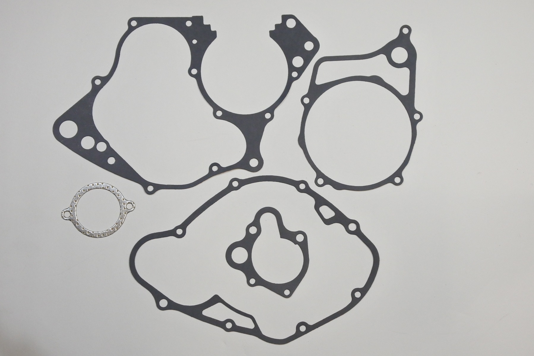 ENGINE GASKET KIT 81-81 HONDA CR 125 VINTCO KEG005 image 1