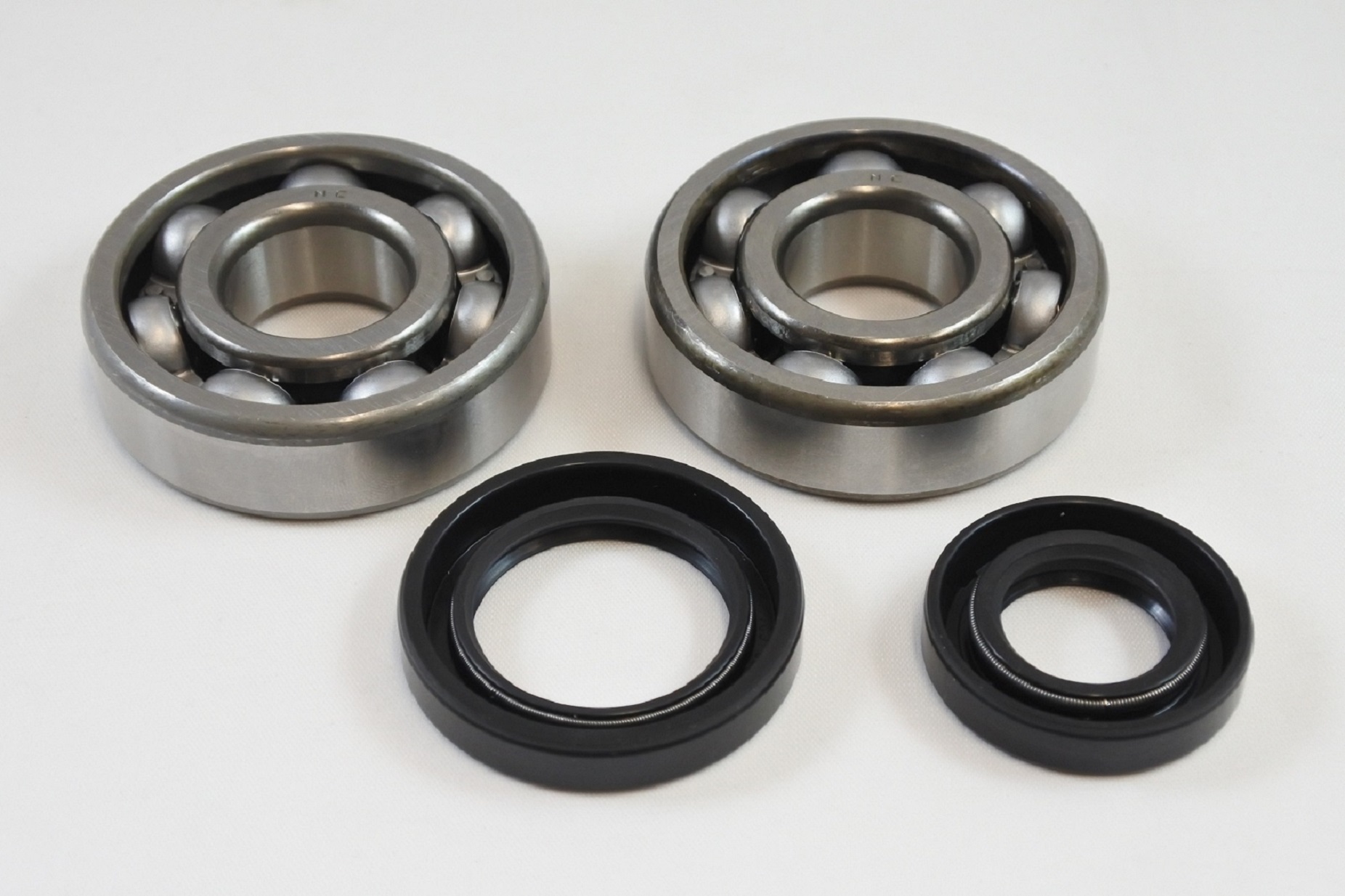 MAIN BEARING AND SEAL KIT 80-85 HONDA CR 125 VINTCO KMB003 thumbnail 3