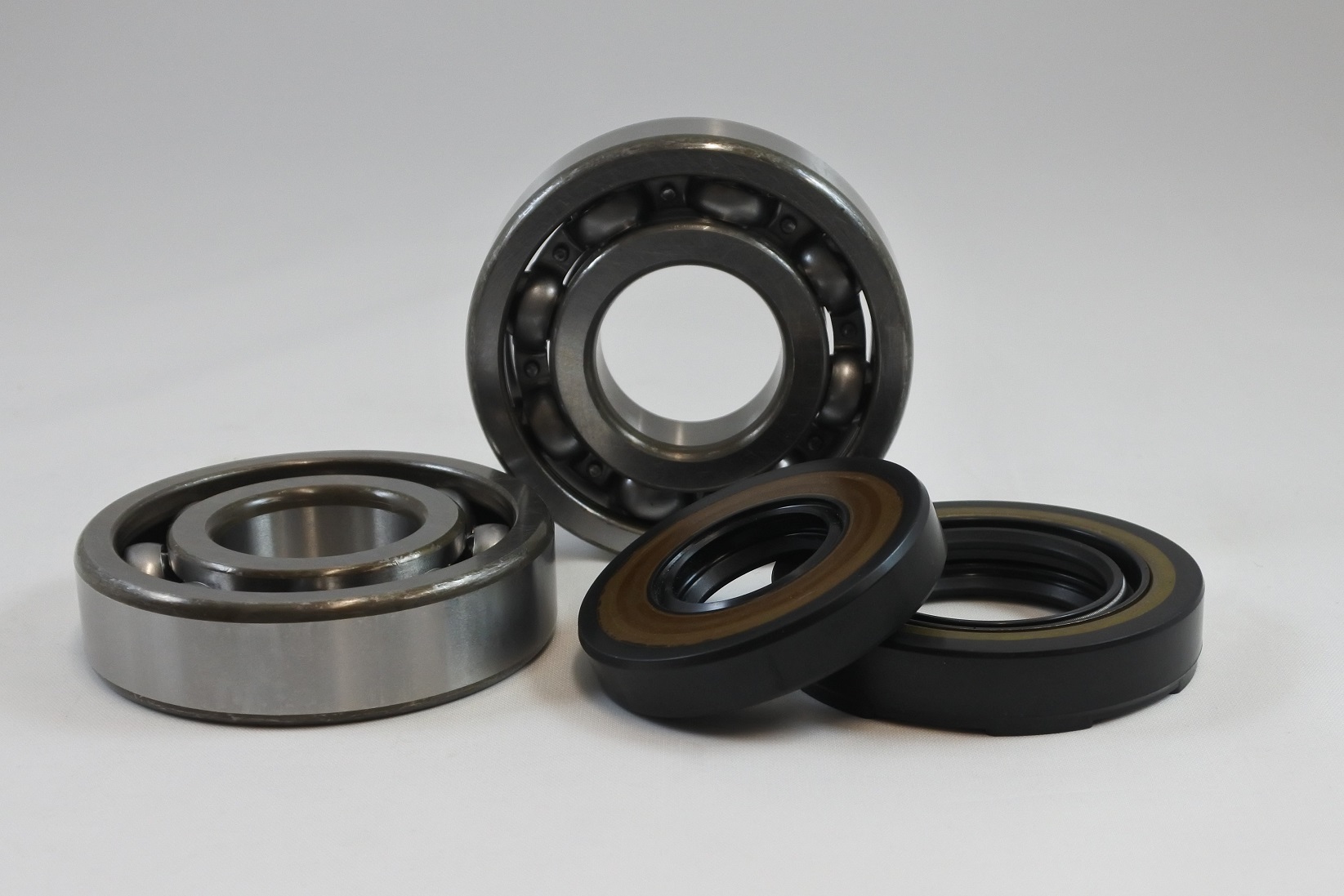 MAIN BEARING AND SEAL KIT 73-76 HONDA CR MR MT 250 VINTCO KMB004 thumbnail 4