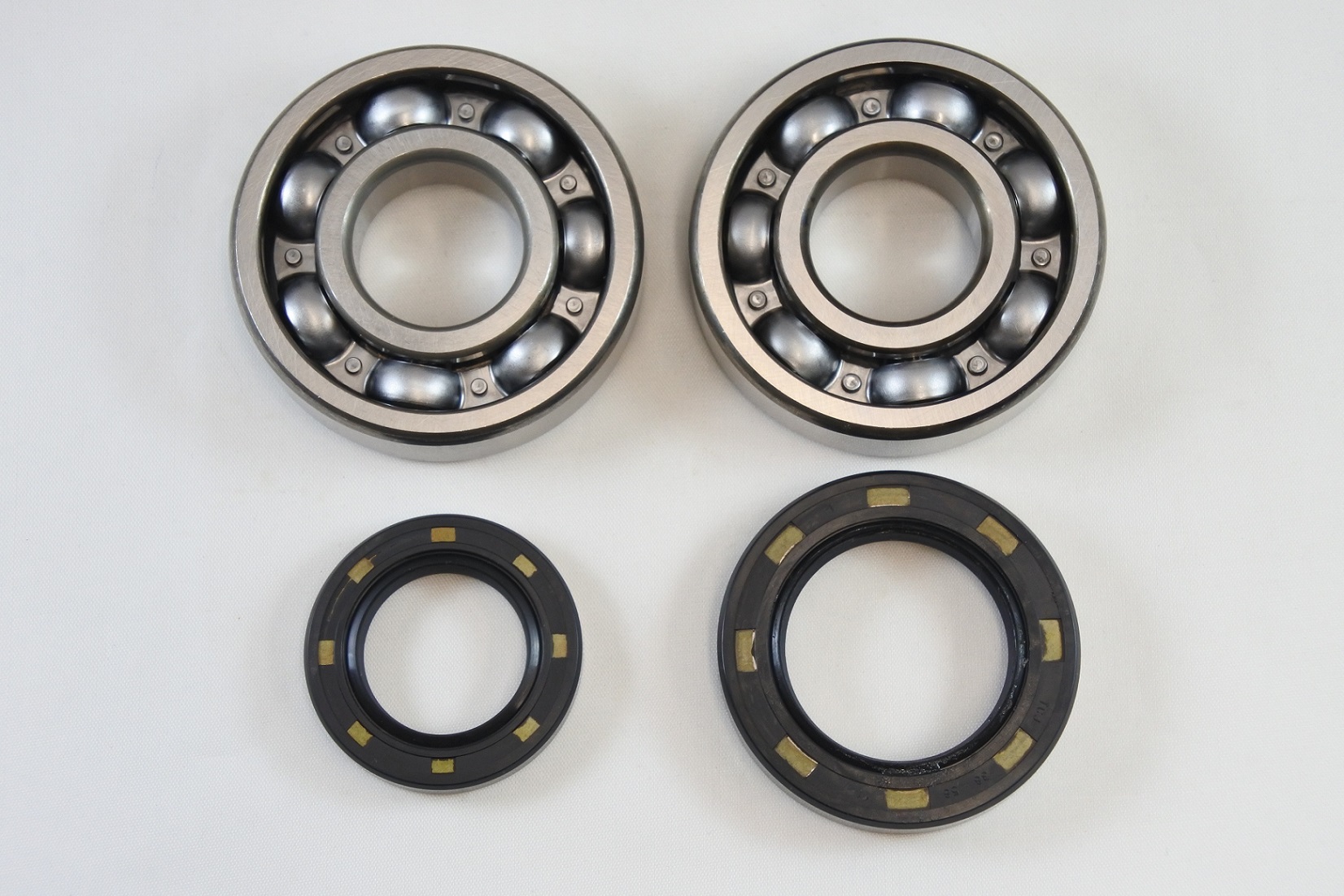 MAIN BEARING AND SEAL KIT 81-83 HONDA CR 250 450 480 VINTCO KMB006 image 1