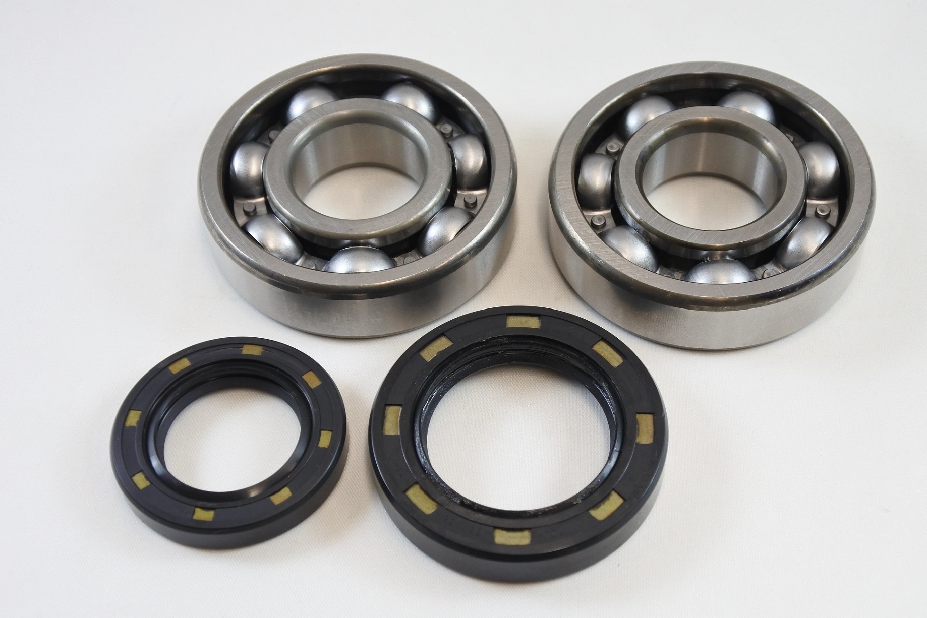 MAIN BEARING AND SEAL KIT 81-83 HONDA CR 250 450 480 VINTCO KMB006 thumbnail 2