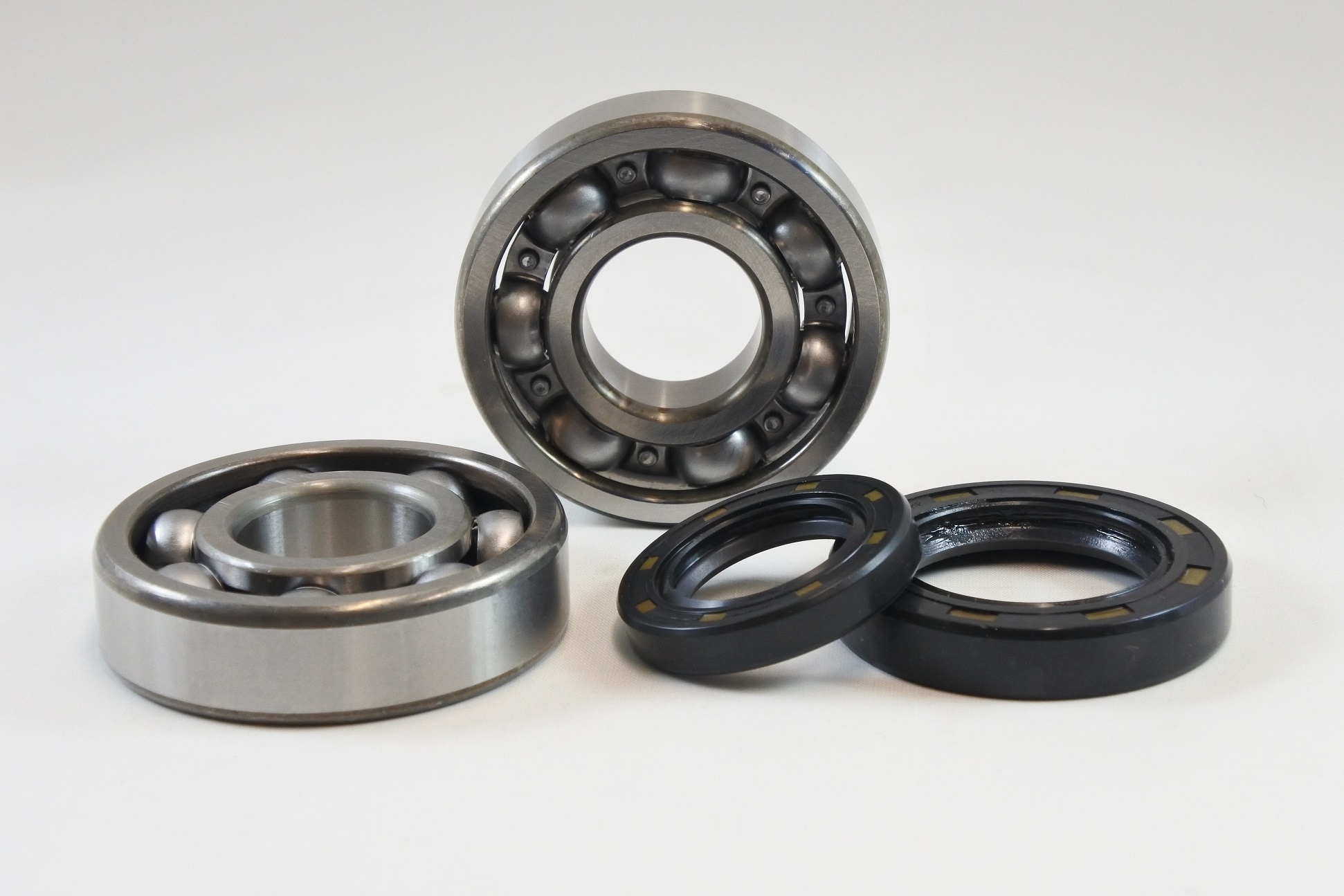 MAIN BEARING AND SEAL KIT 81-83 HONDA CR 250 450 480 VINTCO KMB006 thumbnail 4