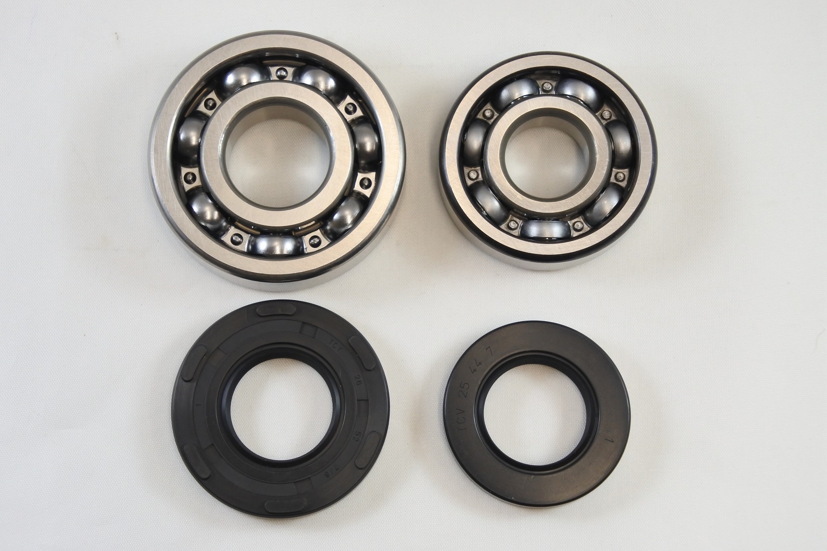 MAIN BEARING AND SEAL KIT 75-81 SUZUKI DS TS RM 100 125 VINTCO KMB014 image 1