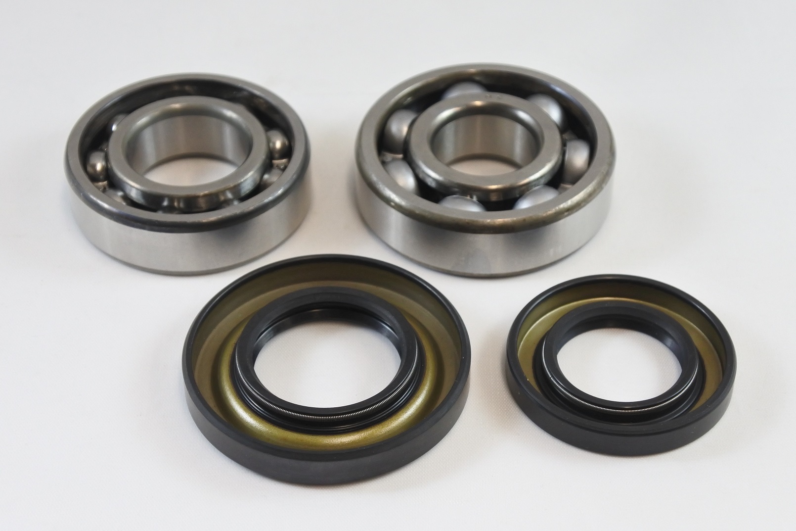 MAIN BEARING AND SEAL KIT 76-79 SUZUKI RM PE 100 125 175 VINTCO KMB015 thumbnail 3