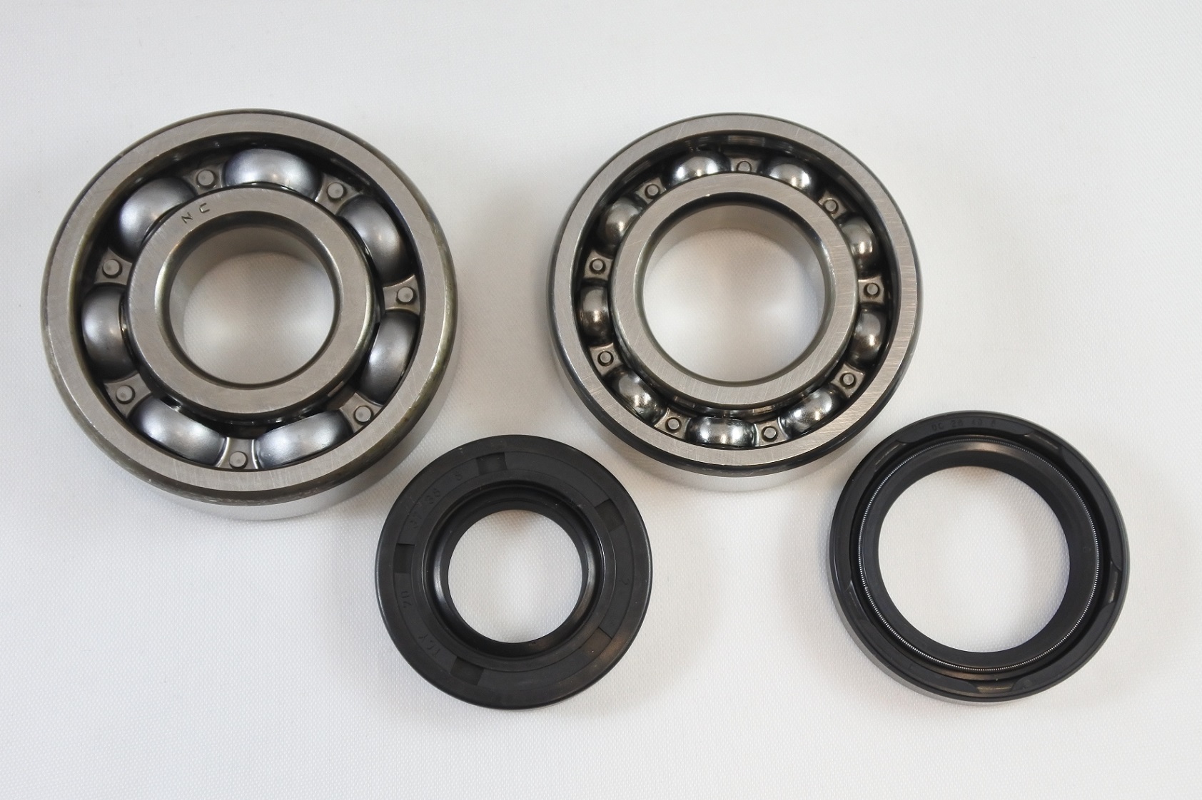 MAIN BEARING AND SEAL KIT 81-81 SUZUKI RM 125 VINTCO KMB017 thumbnail 2