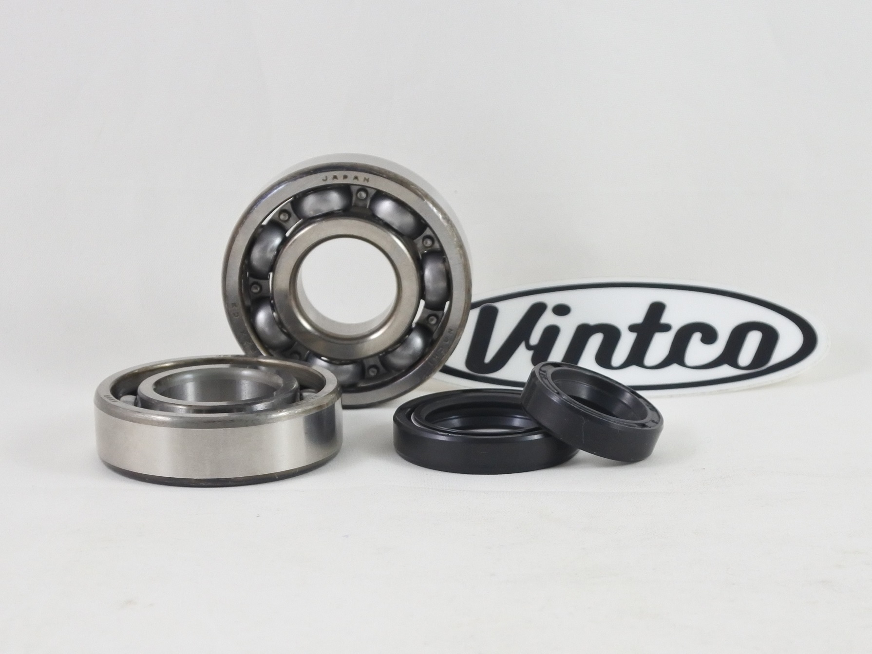 MAIN BEARING AND SEAL KIT 82-85 SUZUKI RM 125 VINTCO KMB035 image 1